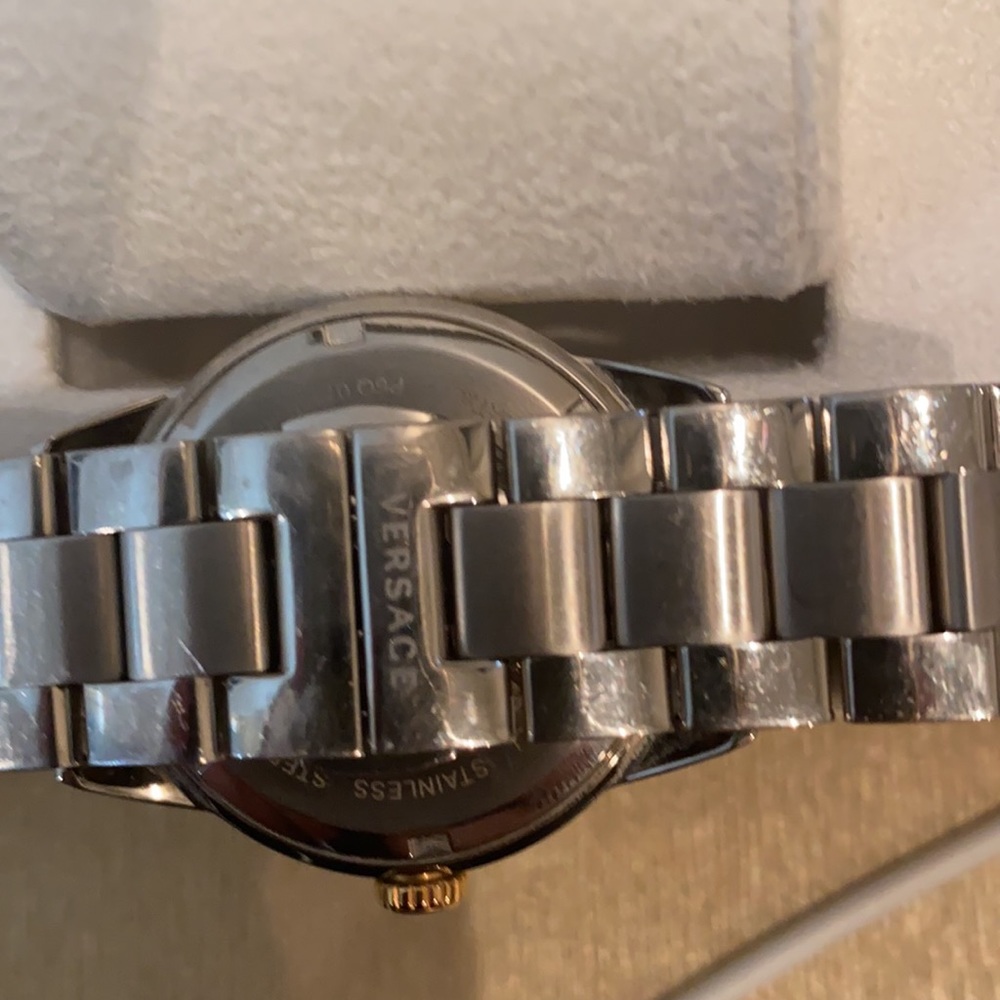 Authentic Versace NWT - Picture 9 of 13